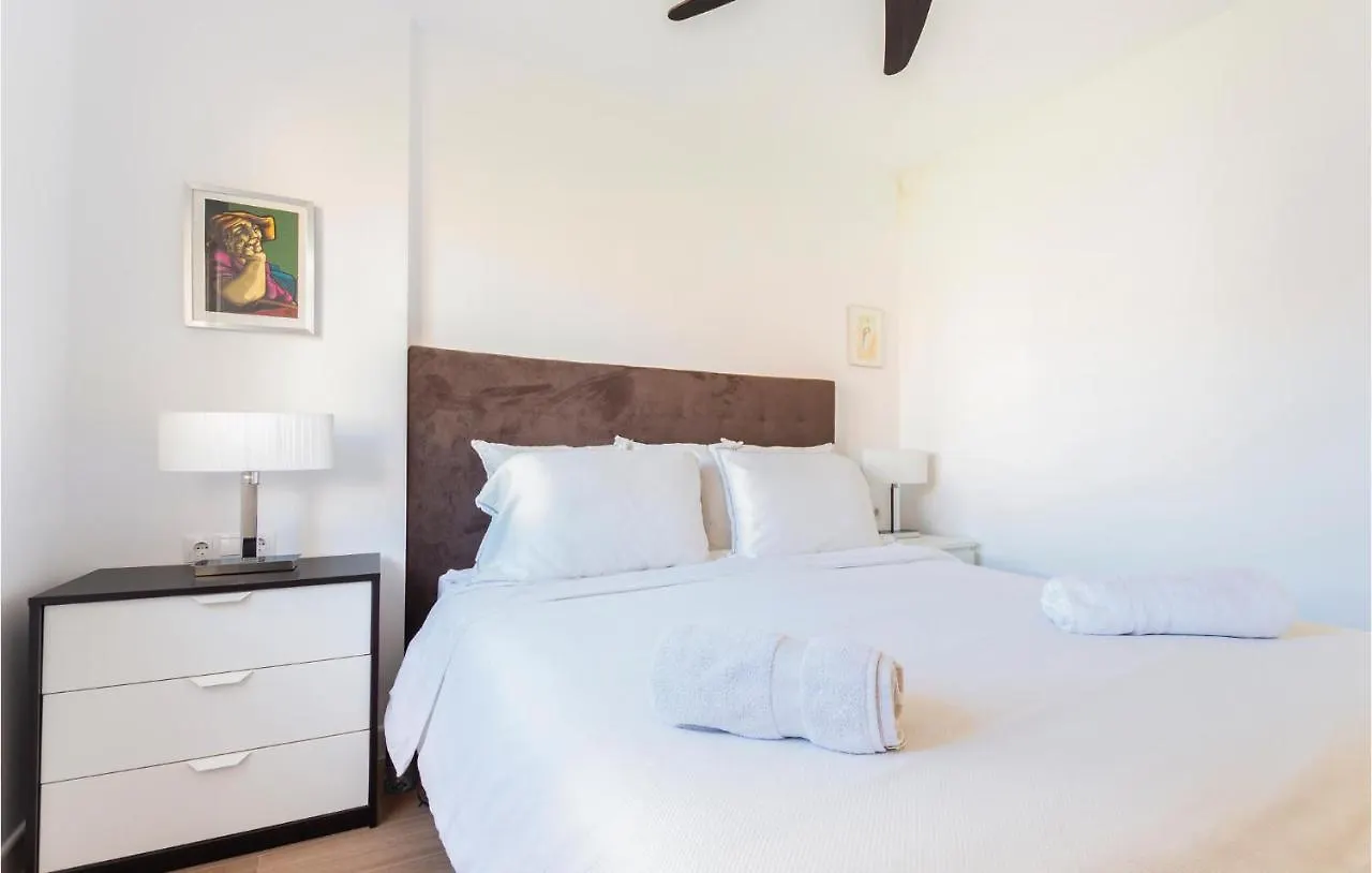 3 Bedroom Beautiful Apartment In Málaga 0*,