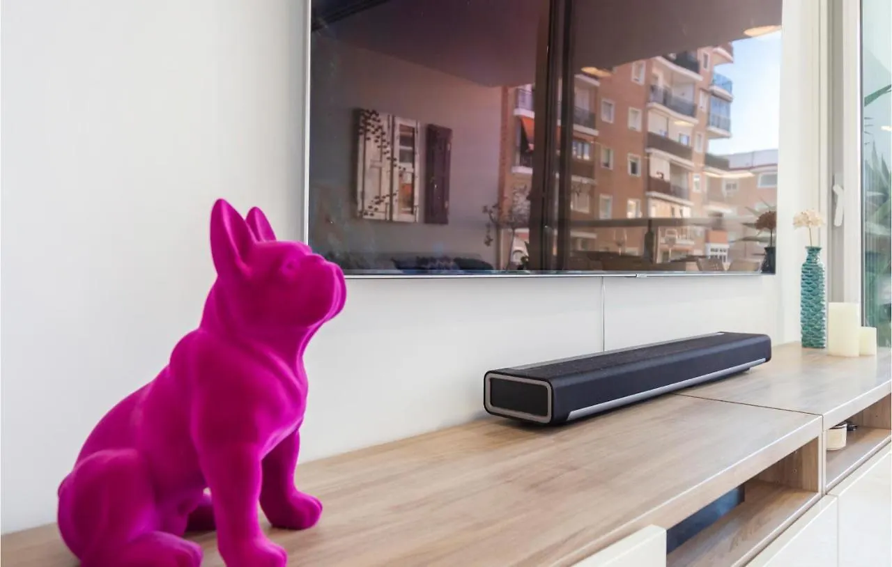 3 Bedroom Beautiful Apartment In Malaga Spain